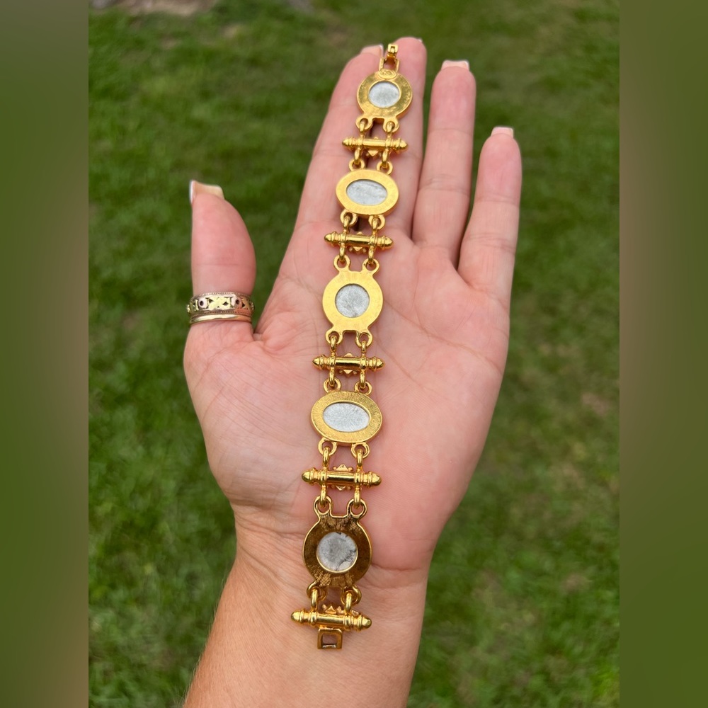 Vintage Premier Designs, Pegasus & Angel Bracelet With Gray Cameos & Crystals - Picture 5 of 16